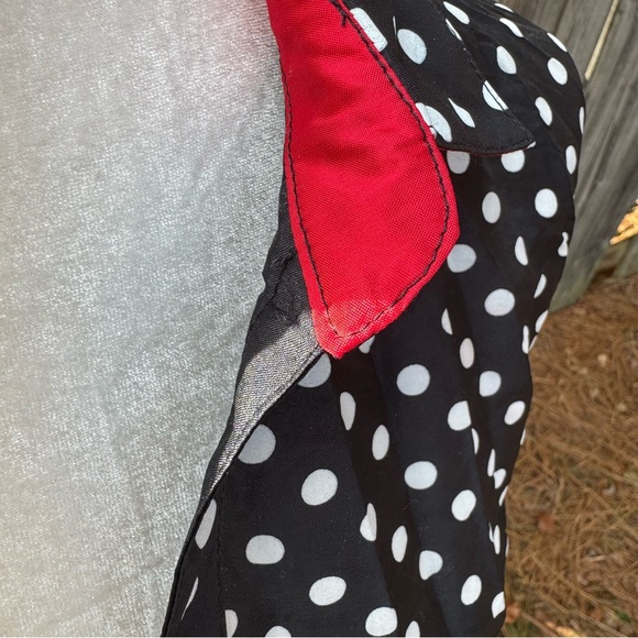 Beluga women’s  Black and White Polka Dot Button-Down Shirt - Picture 8 of 8